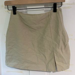 brown/ tan H&M skirt
